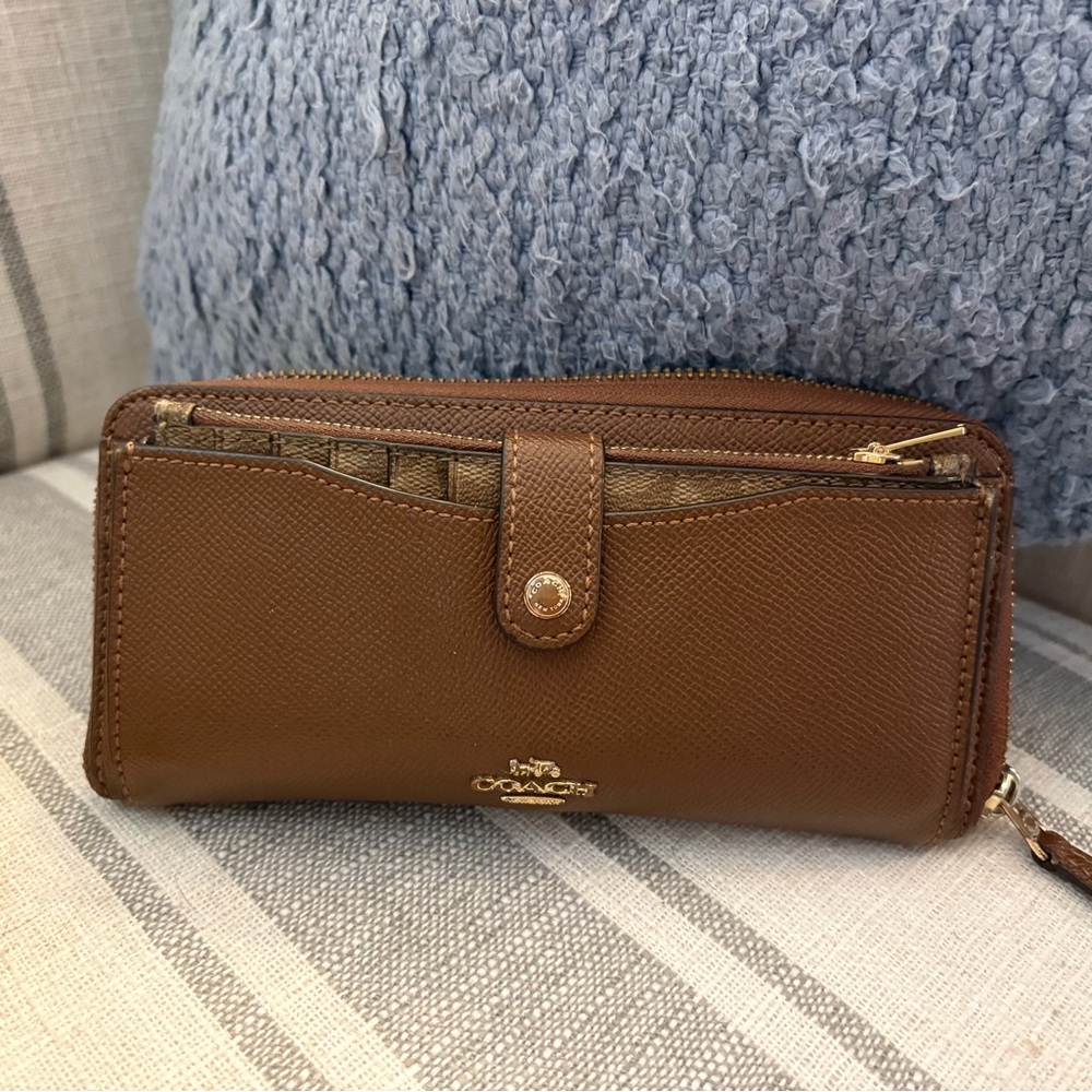 Coach Tan Leather Zip Wallet